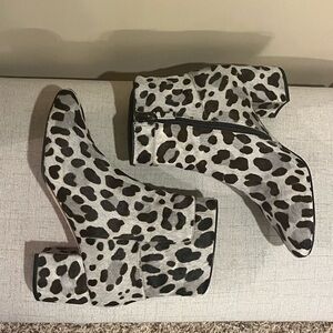 Cole Haan Arden Grand Bootie Mercer Ocelot, size 9